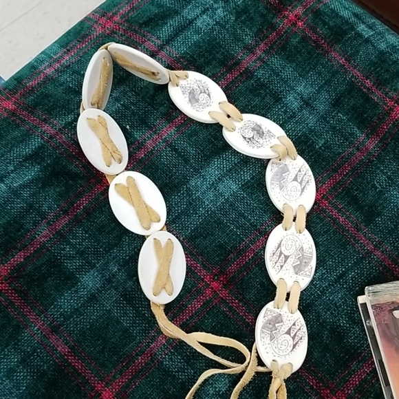 Vintage Western Style Belt - Picture 3 of 5